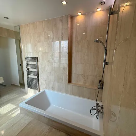 Old - House With Panoramic Roof Terrace Apartamento *