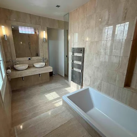 Old - House With Panoramic Roof Terrace Apartman *